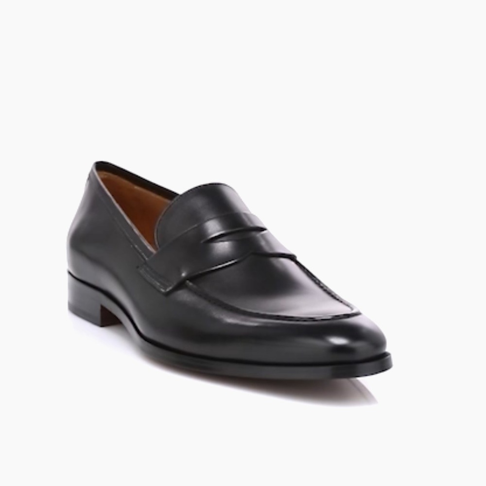 To Boot New York
Tesoro Leather Penny Loafers Cloud Nero
$399 men size 10.5 NEW